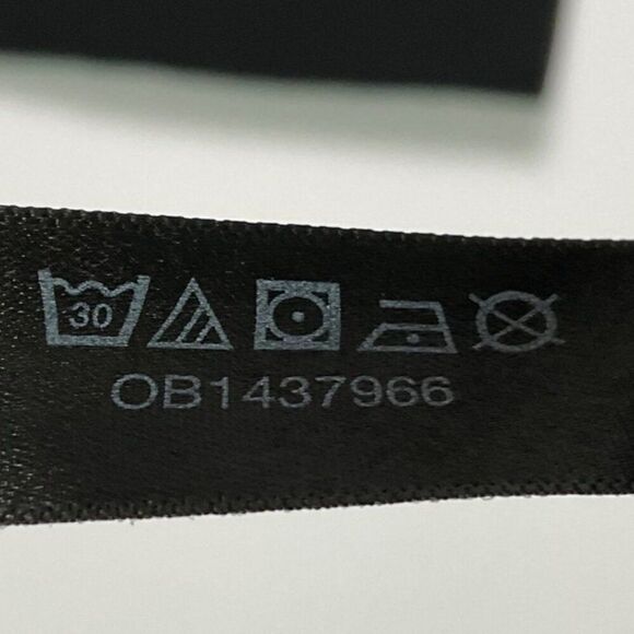 NWT Free People Movement Sunny Set Black Cropped Long Sleeve Top & Shorts Medium - Picture 14 of 16